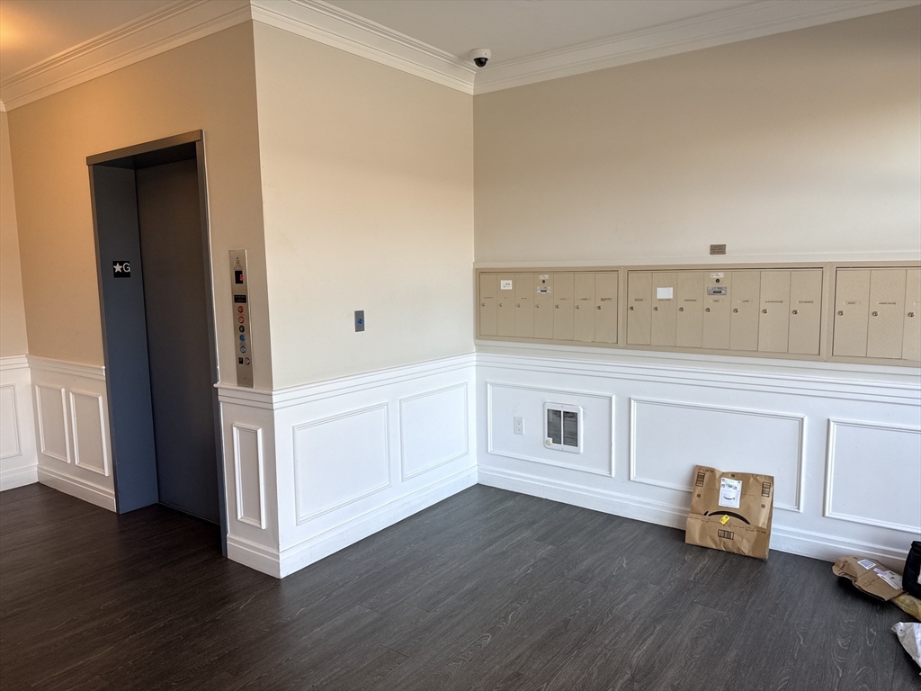 637 E 1st Street # 204