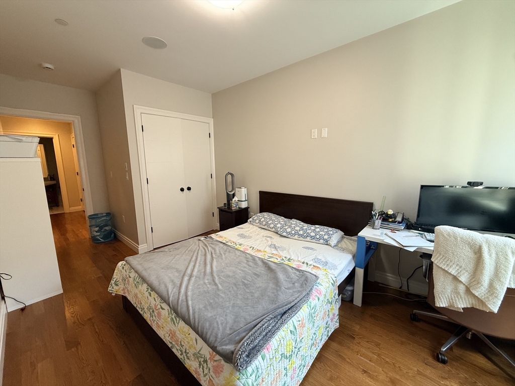 637 E 1st Street # 204