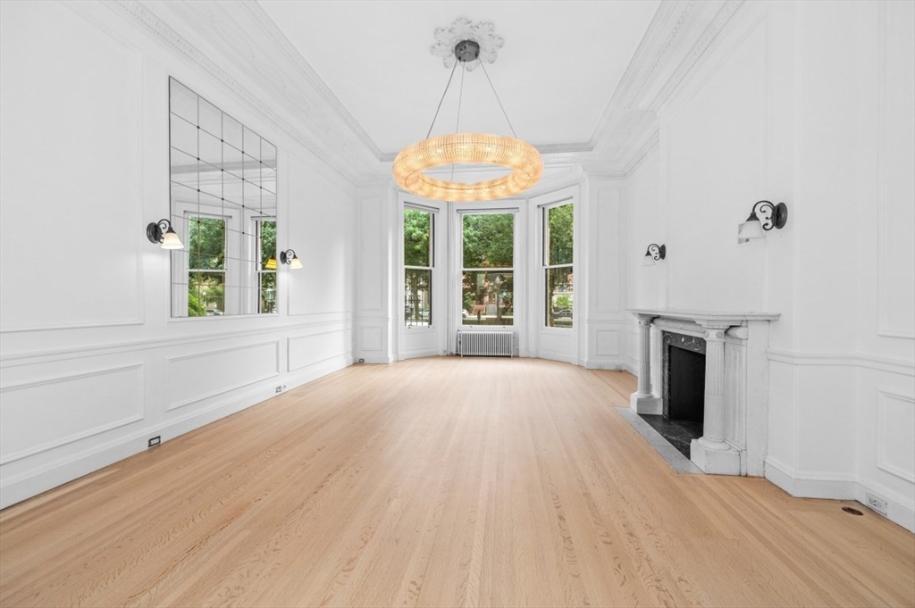 61 Commonwealth Ave # 3
