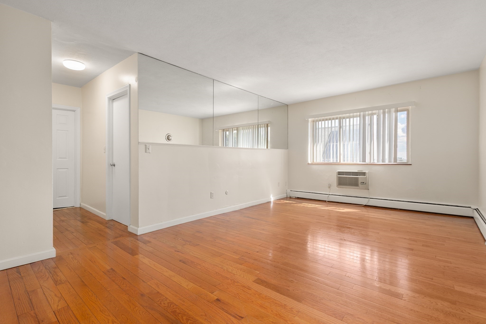 46 Adams St # 4 Unit: D-4