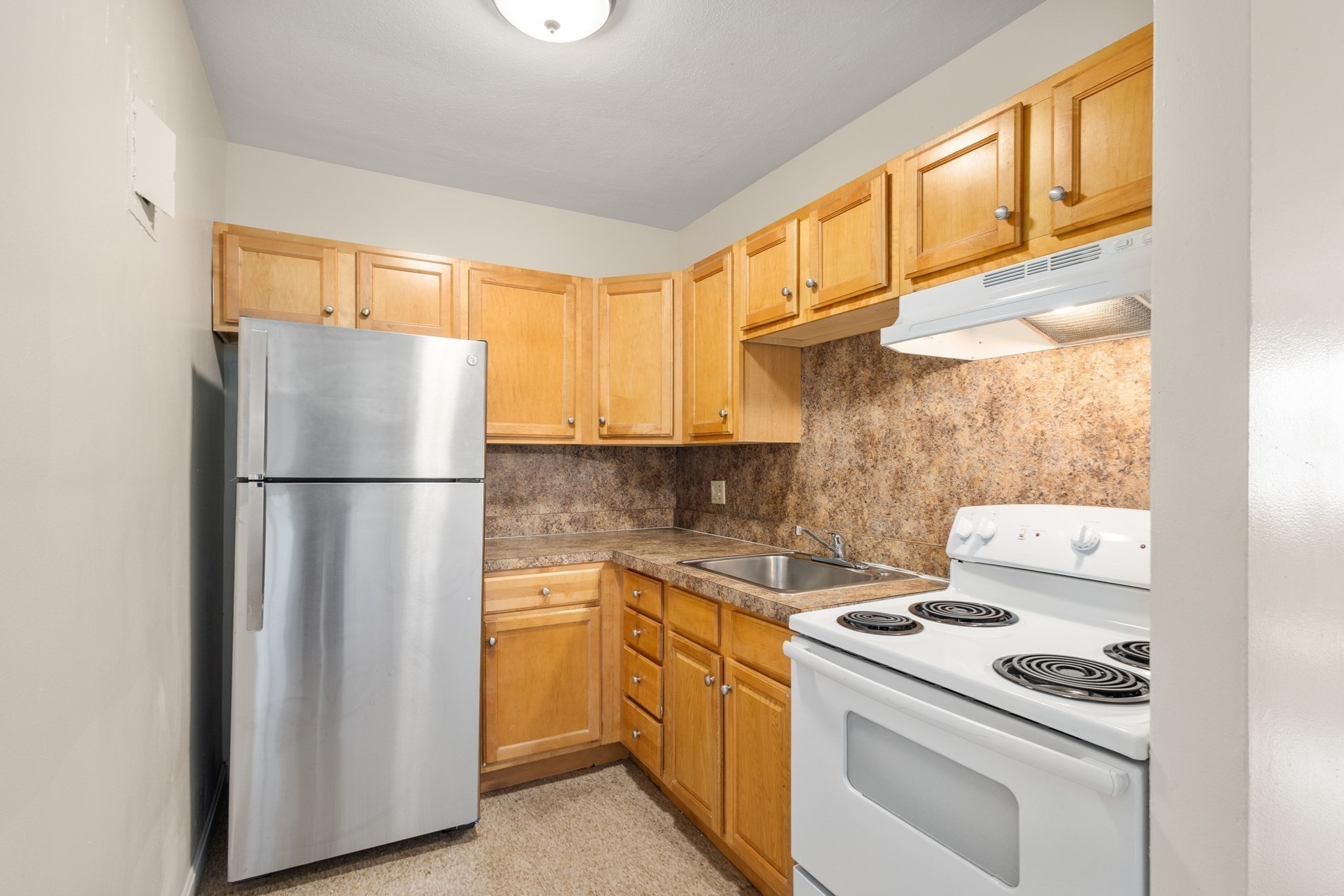 46 Adams St # 4 Unit: D-4