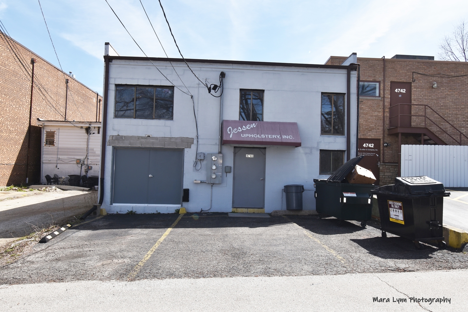 4740A Main Street Unit: REAR