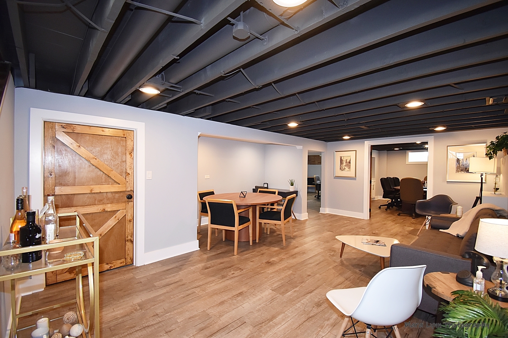 222 W Roosevelt Road