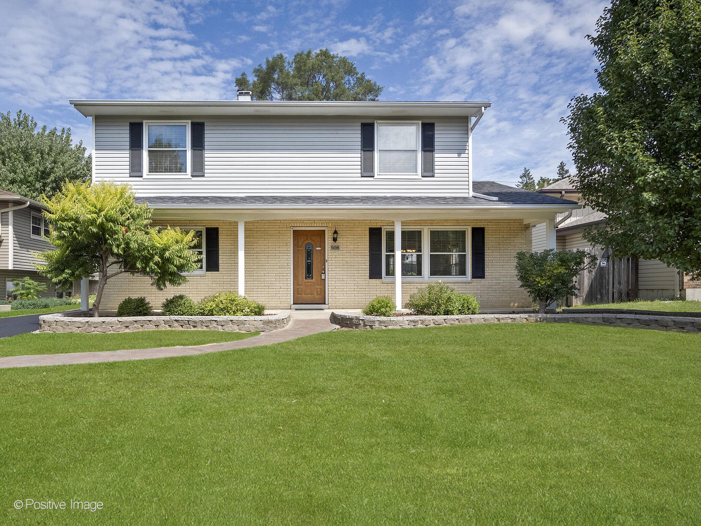 26W508 Curtiss Avenue