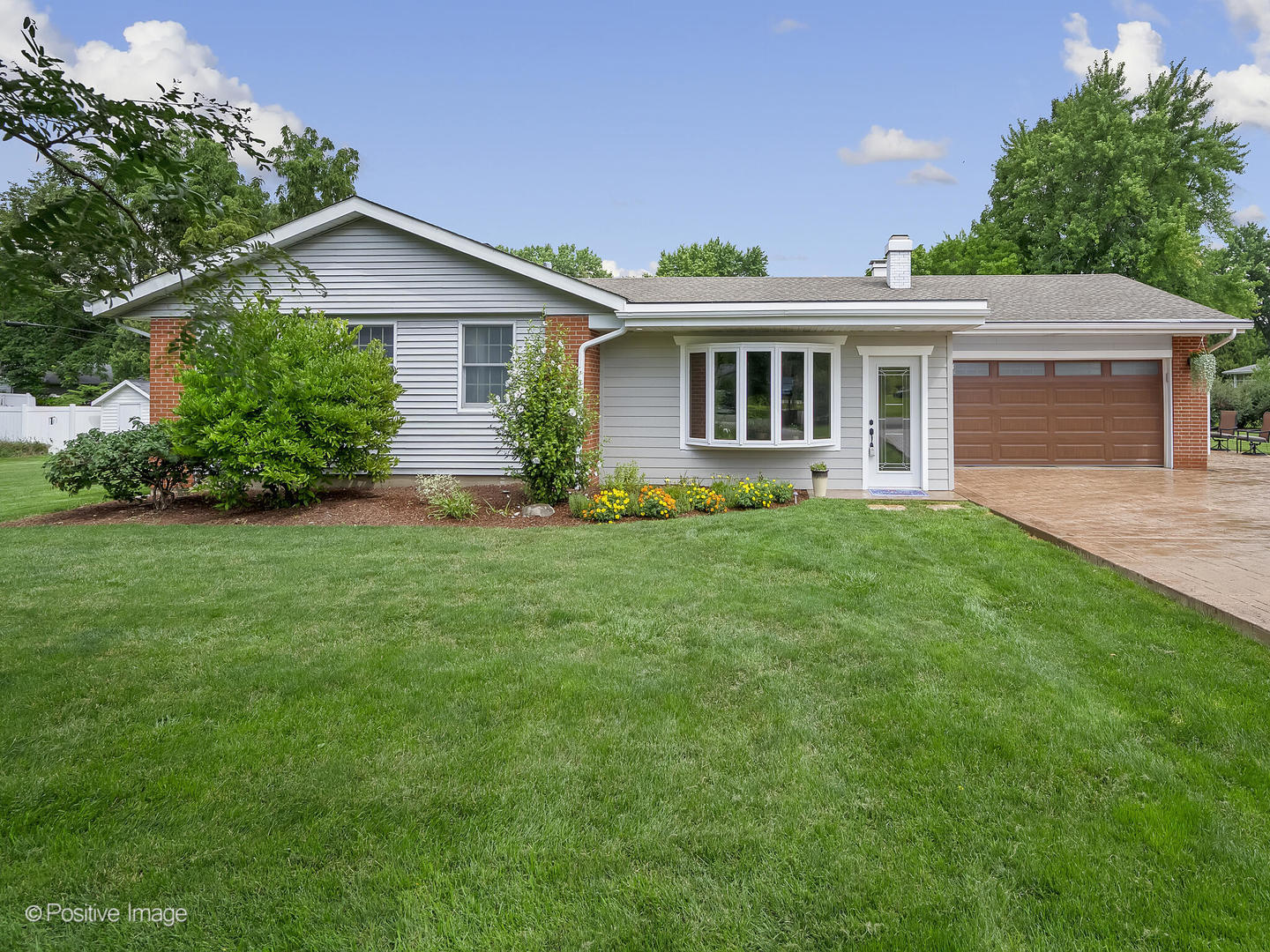 27W322 Washington Avenue