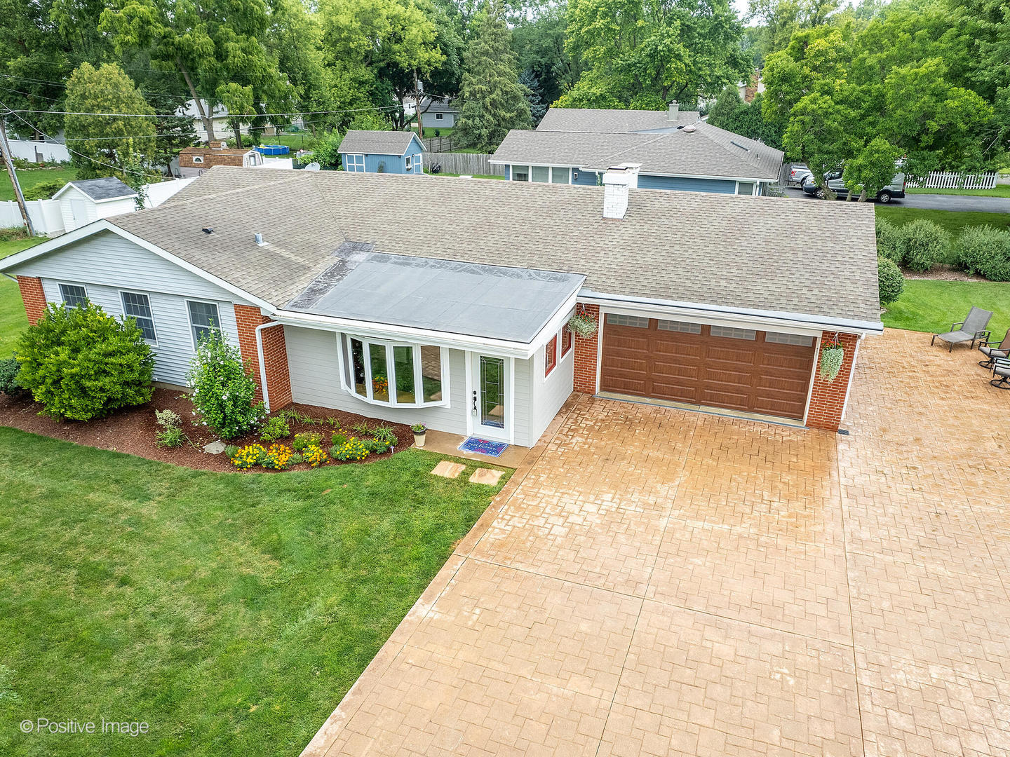 27W322 Washington Avenue