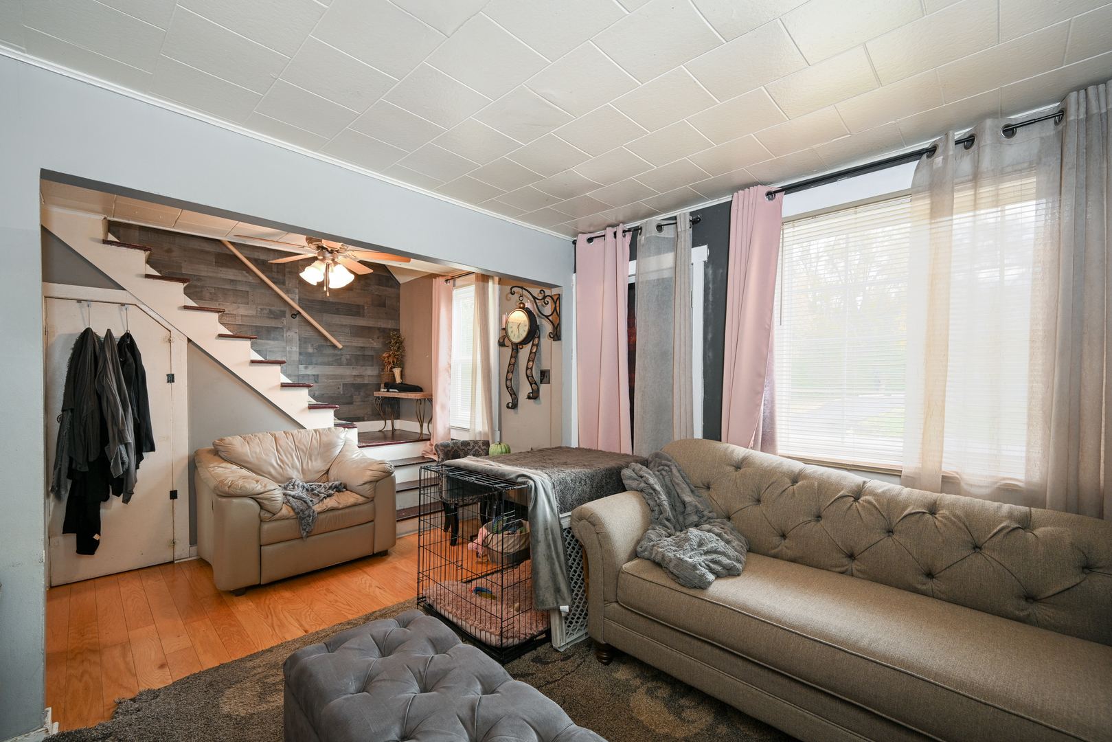 29W680 Prairie Avenue
