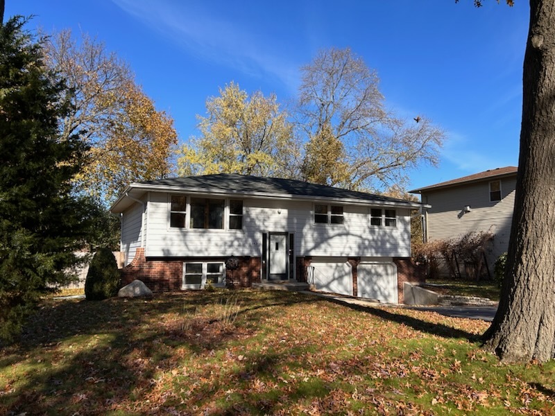 29W342 Lee Road