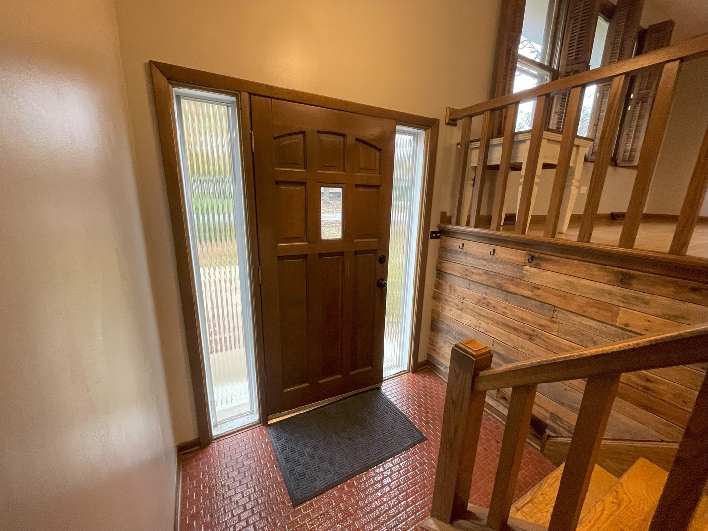 29W342 Lee Road