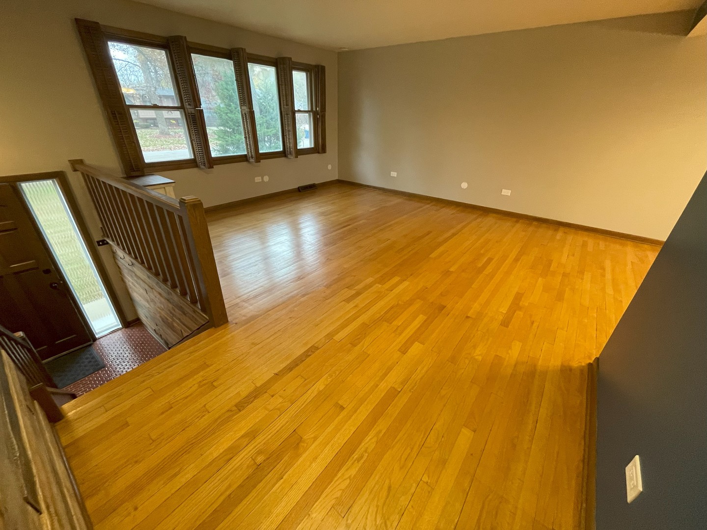 29W342 Lee Road