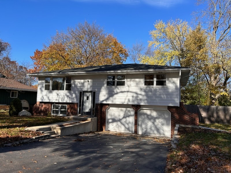 29W342 Lee Road