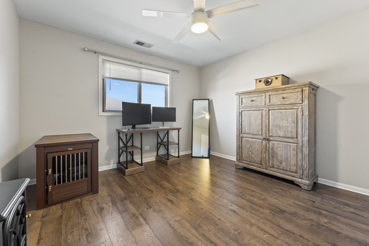 8842 W 140th Street Unit: 3B
