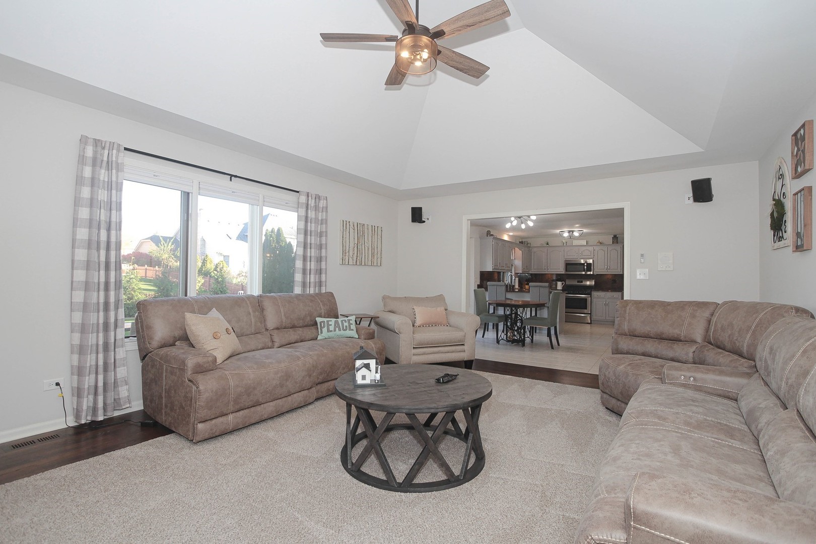 916 Naples Lane