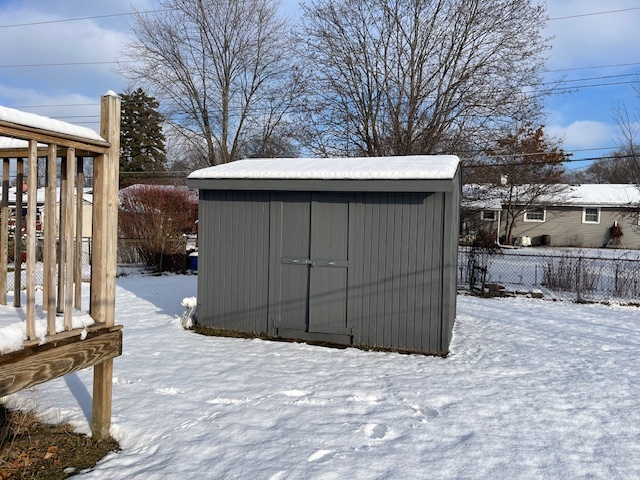 475 Indianwood Drive