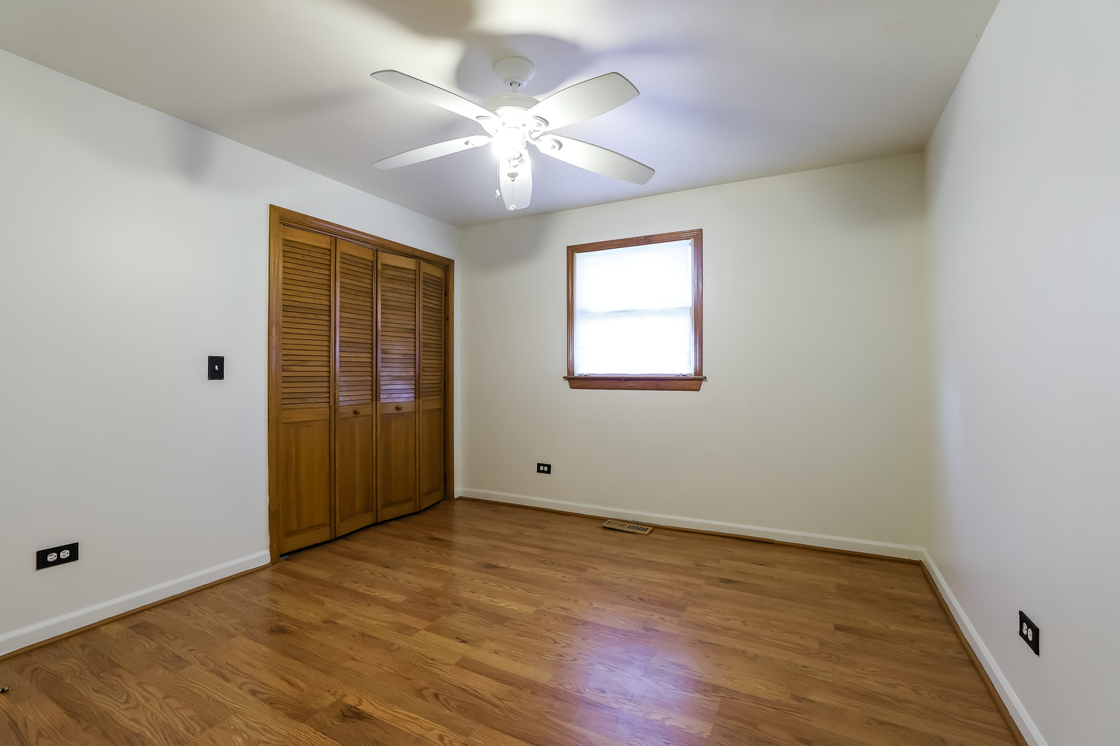 475 Indianwood Drive