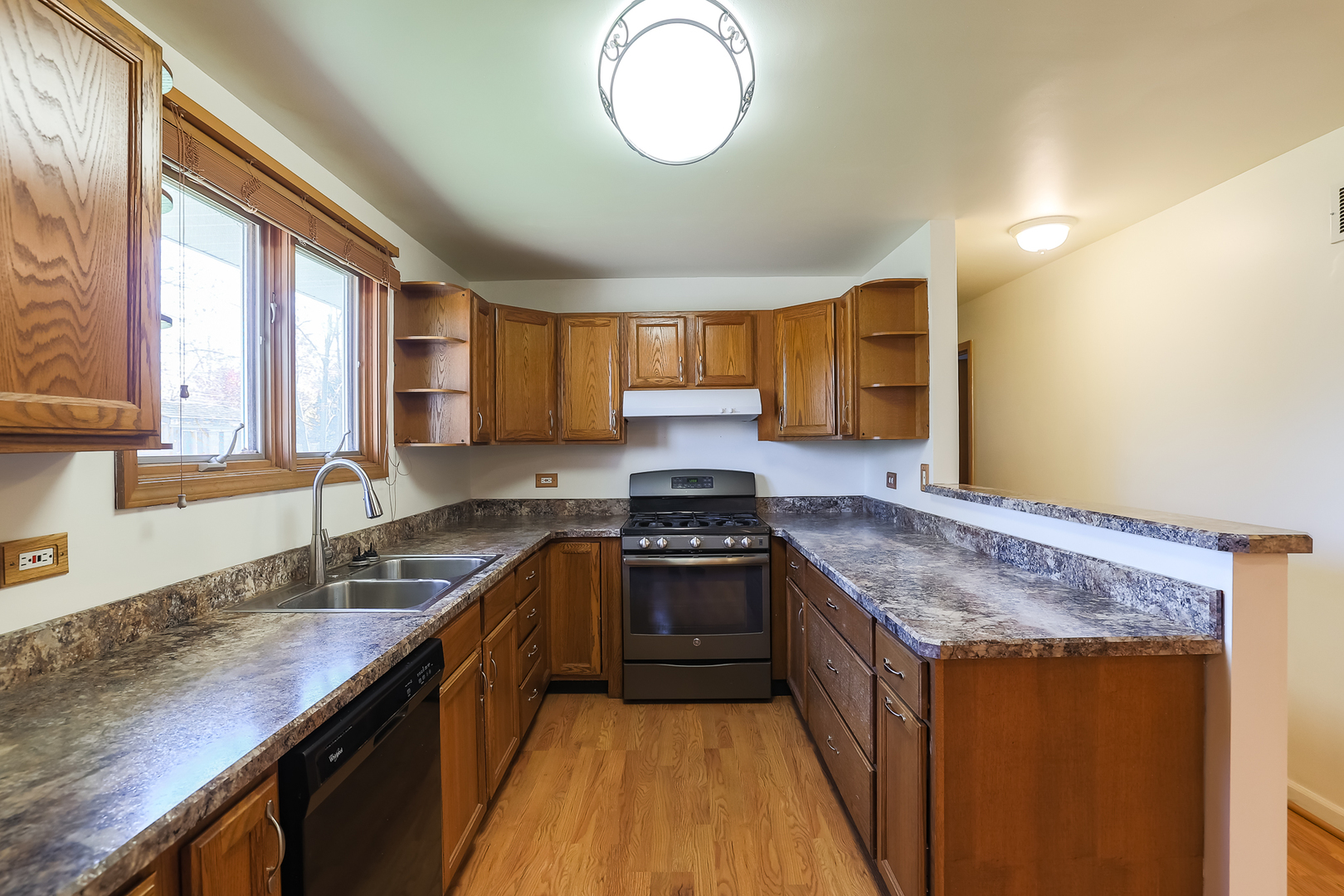 475 Indianwood Drive