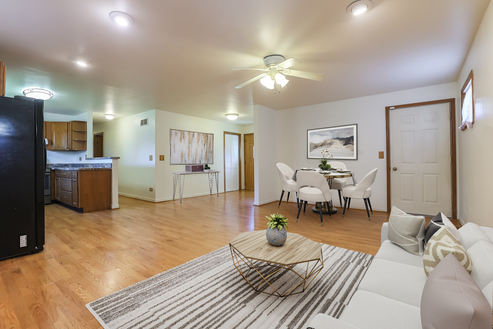 475 Indianwood Drive