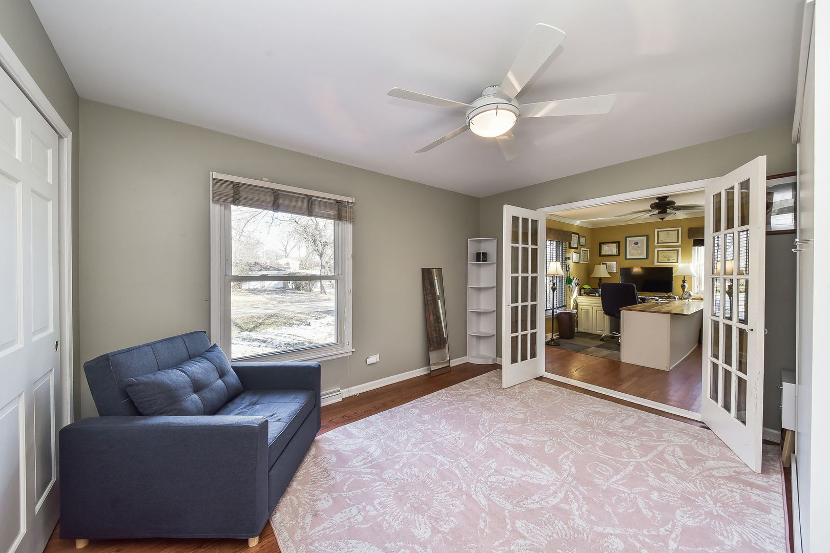 25W075 Lacey Avenue