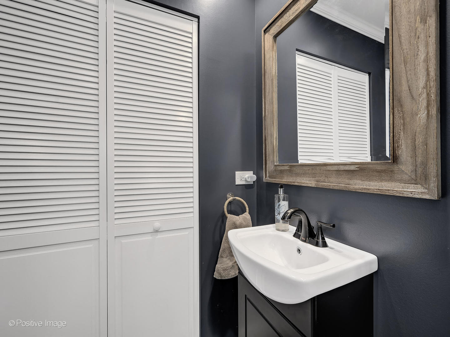 1229 Portchester Circle