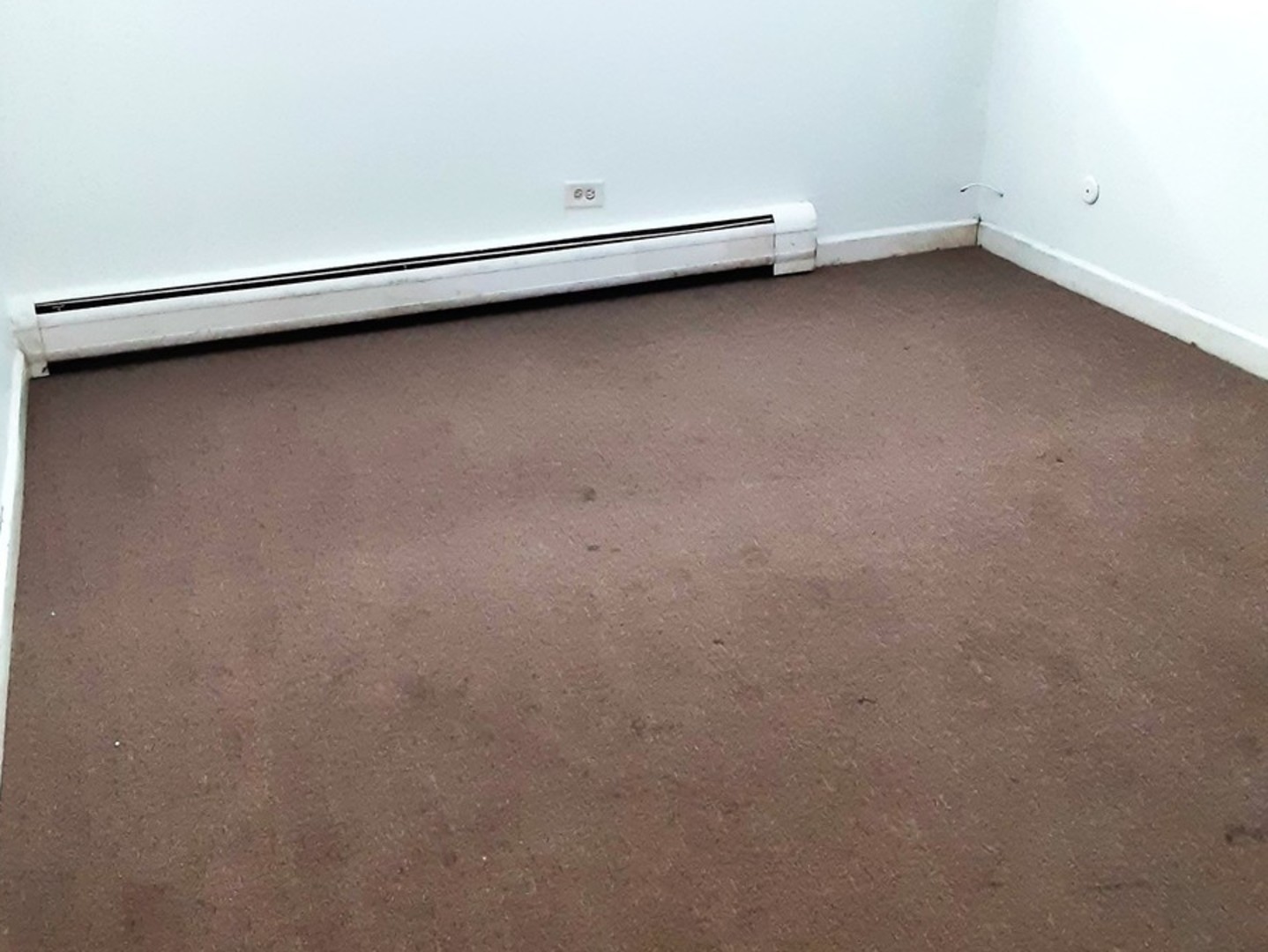 693 E FULLERTON Avenue Unit: 201