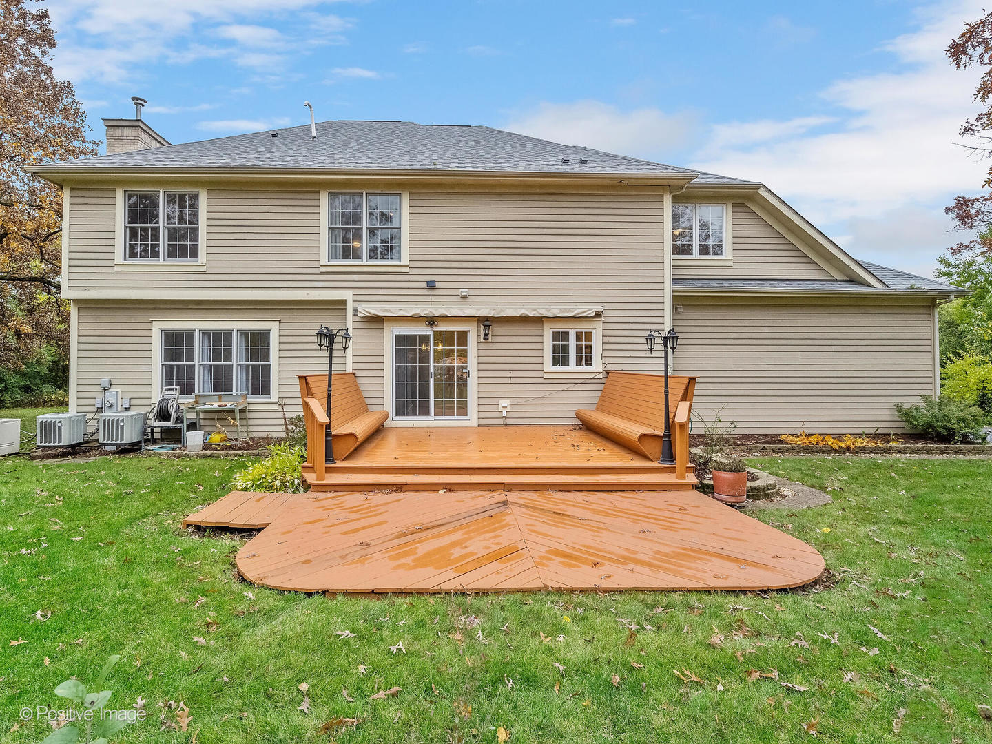 27W570 Lincoln Avenue