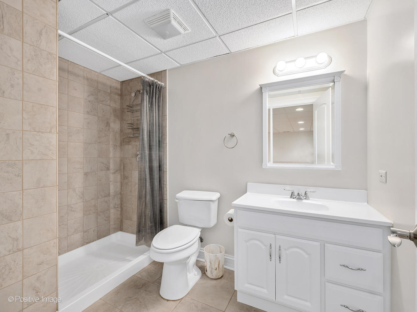 27W570 Lincoln Avenue