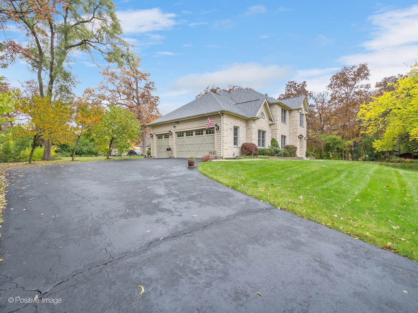 27W570 Lincoln Avenue