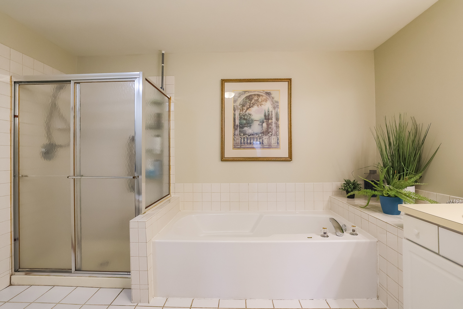 1764 Kresswood Drive Unit: 4C