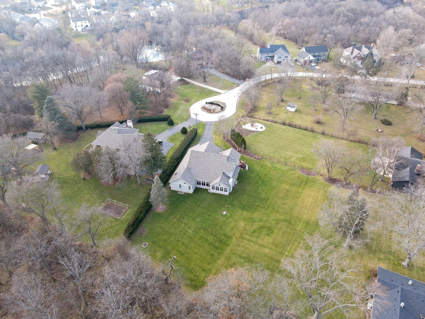 2S245 Riverside Parkway