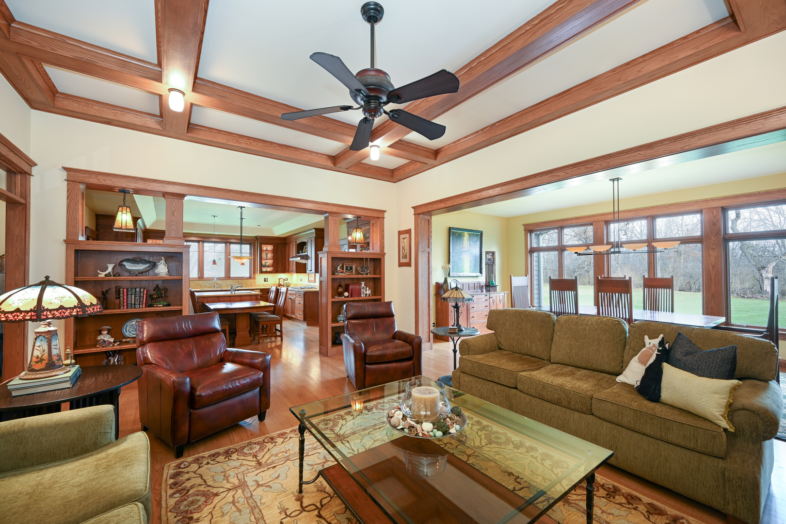 2S245 Riverside Parkway