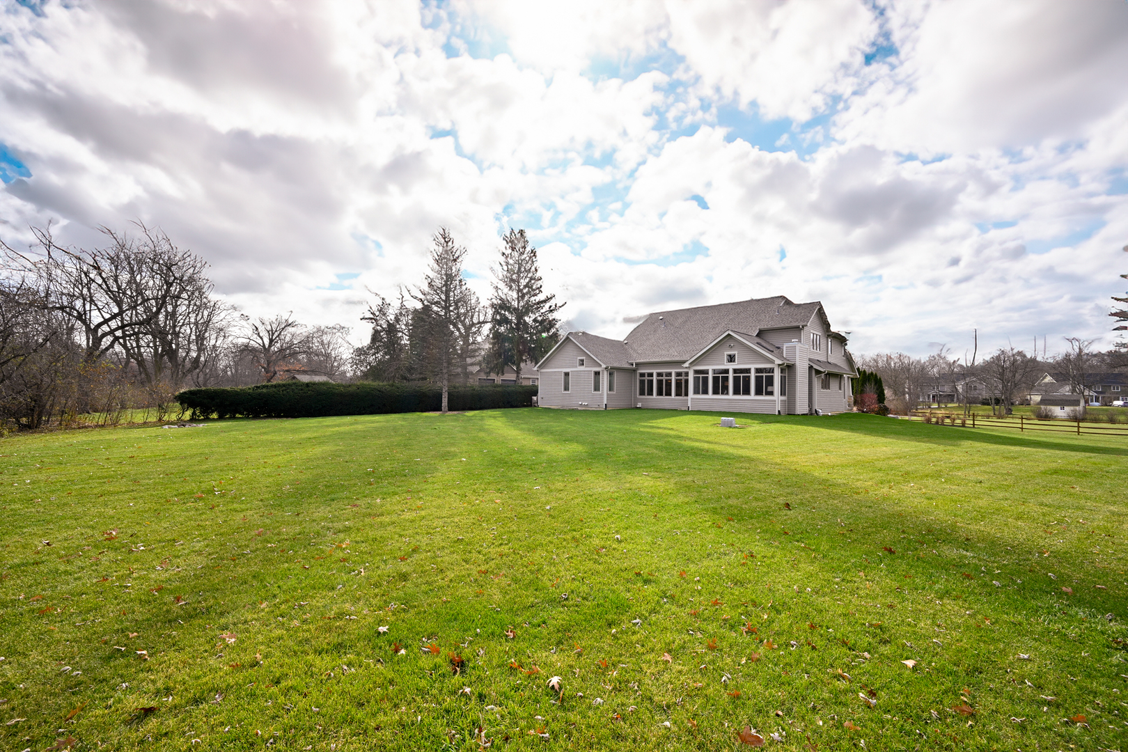 2S245 Riverside Parkway