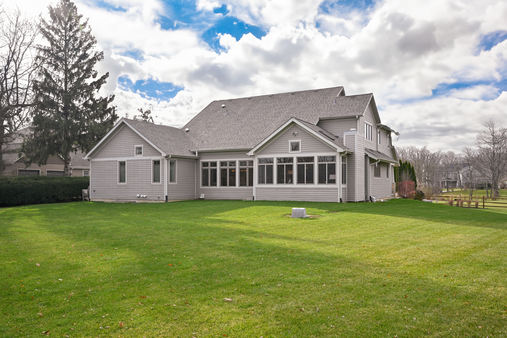 2S245 Riverside Parkway