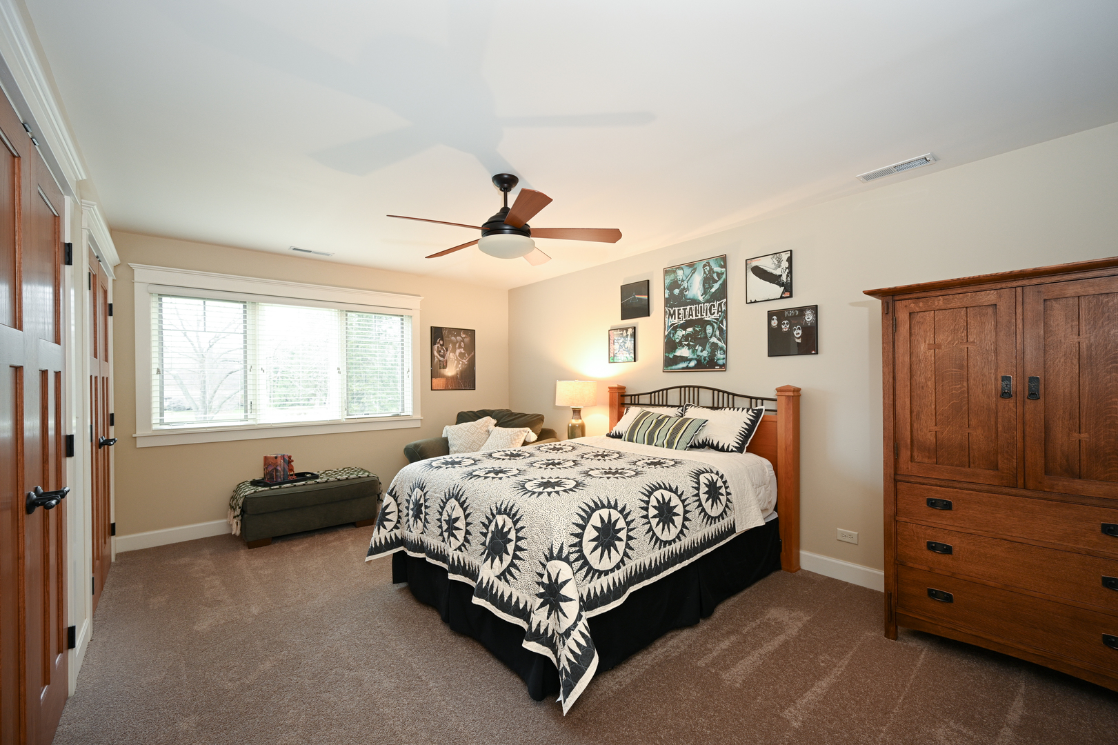 2S245 Riverside Parkway
