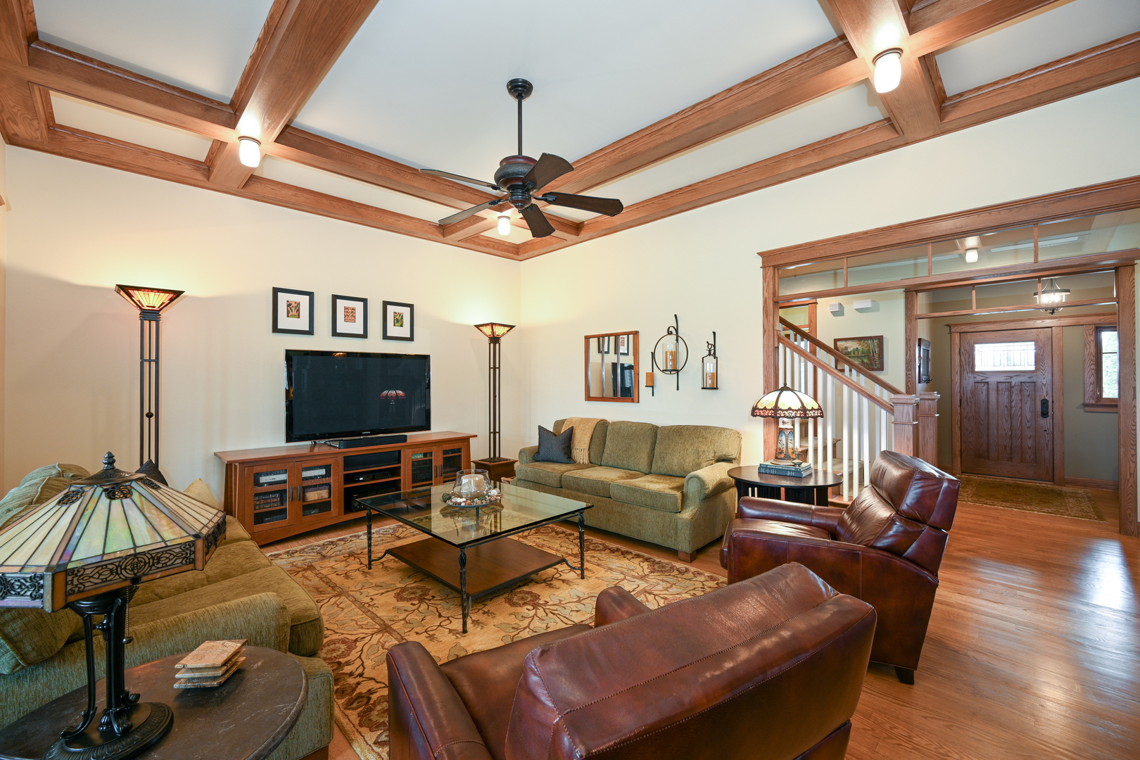 2S245 Riverside Parkway