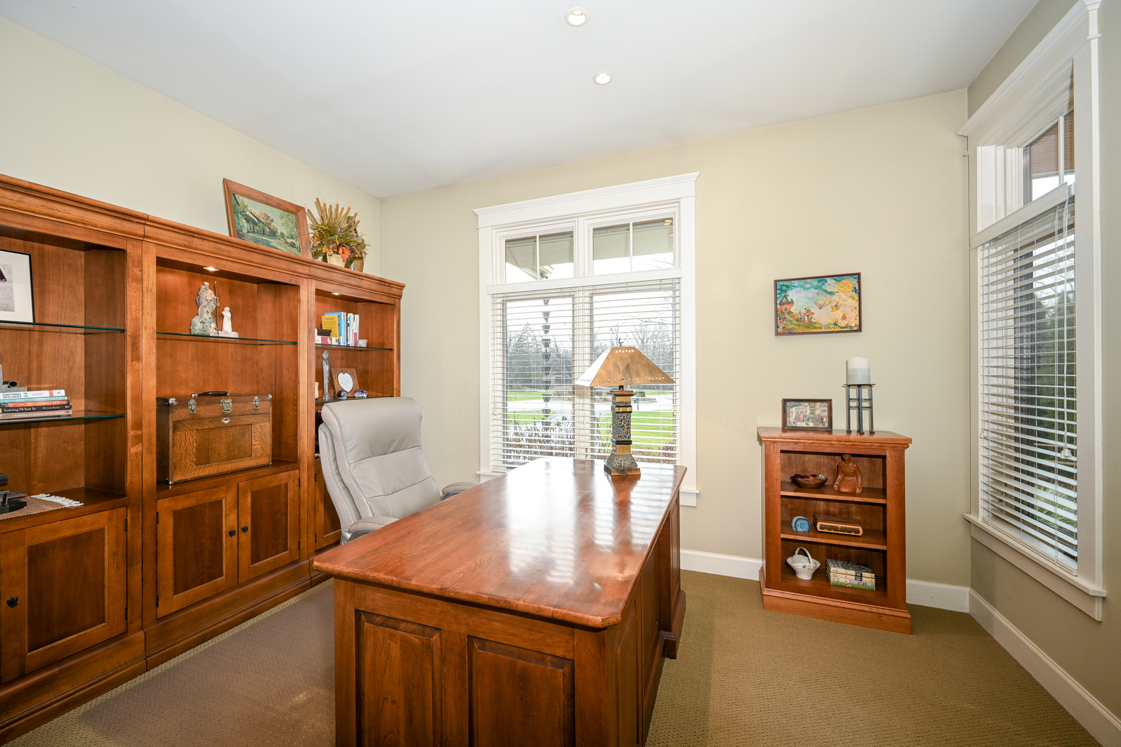 2S245 Riverside Parkway