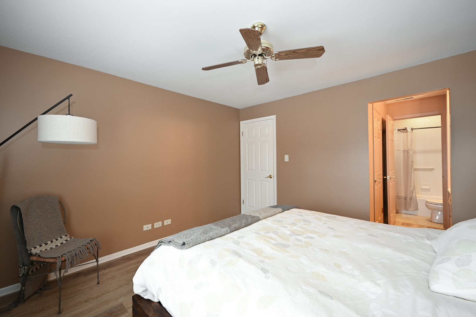 1736 Harrow Court Unit: C