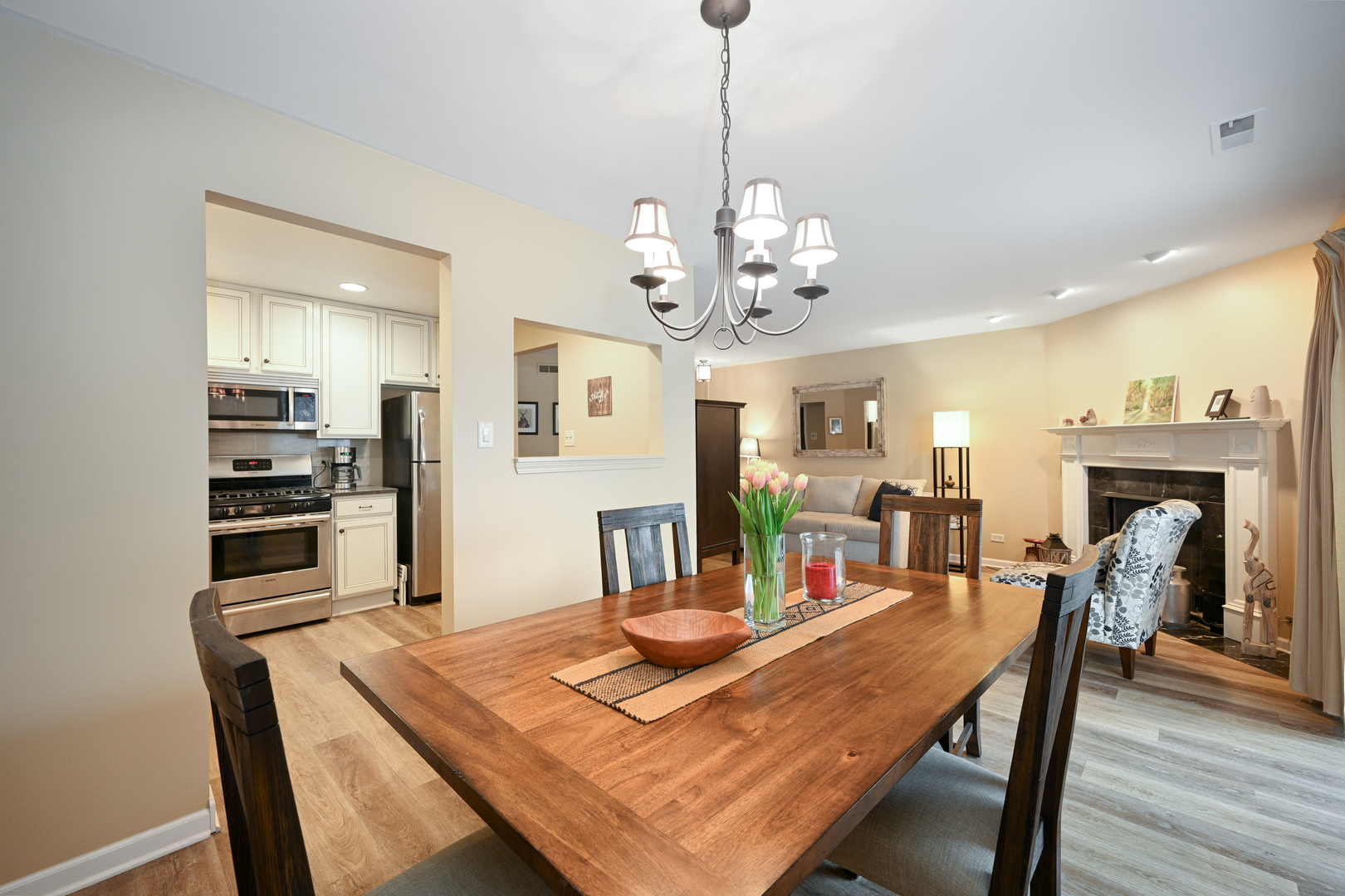 1736 Harrow Court Unit: C