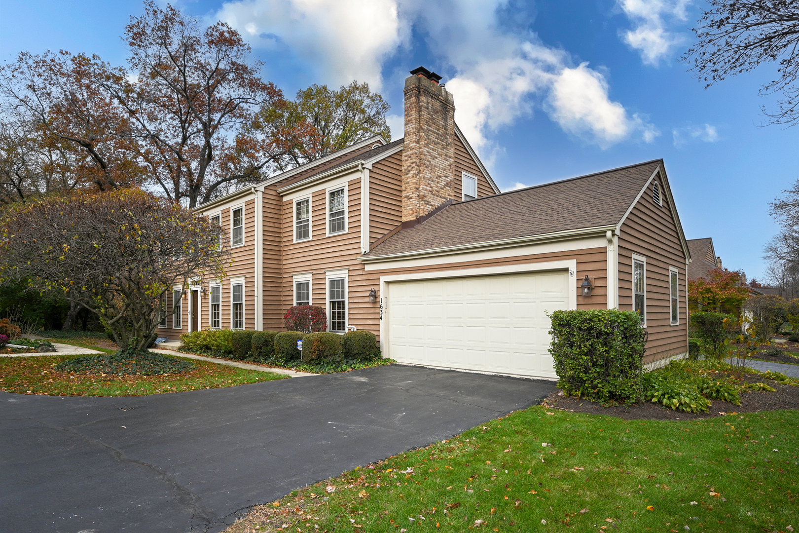 1634 Stonebridge Trail
