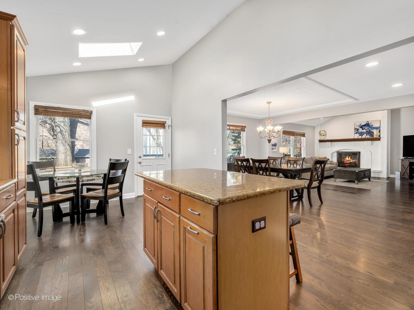 2255 Gleneagles Drive