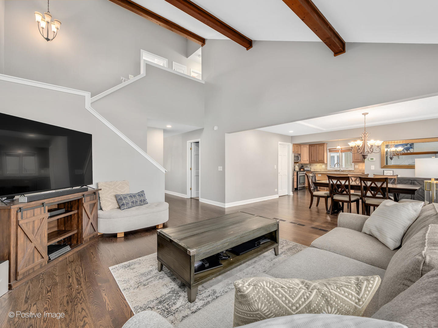 2255 Gleneagles Drive