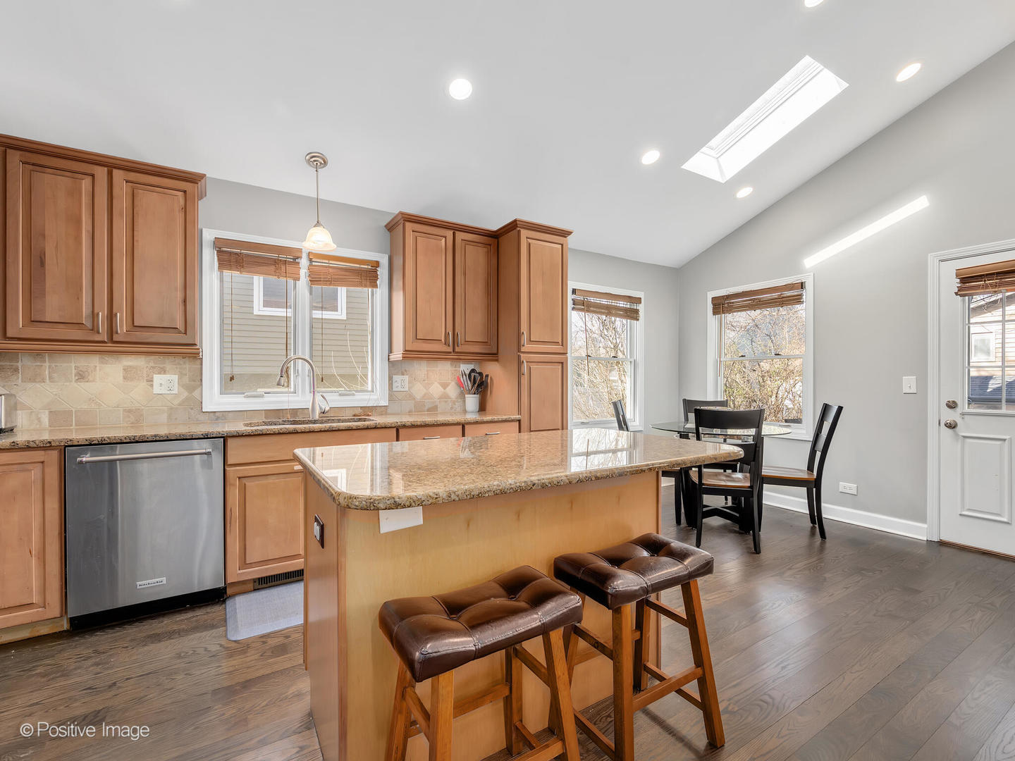 2255 Gleneagles Drive