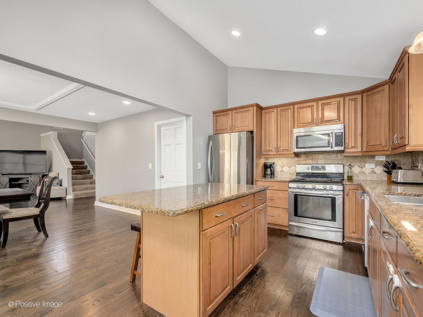 2255 Gleneagles Drive