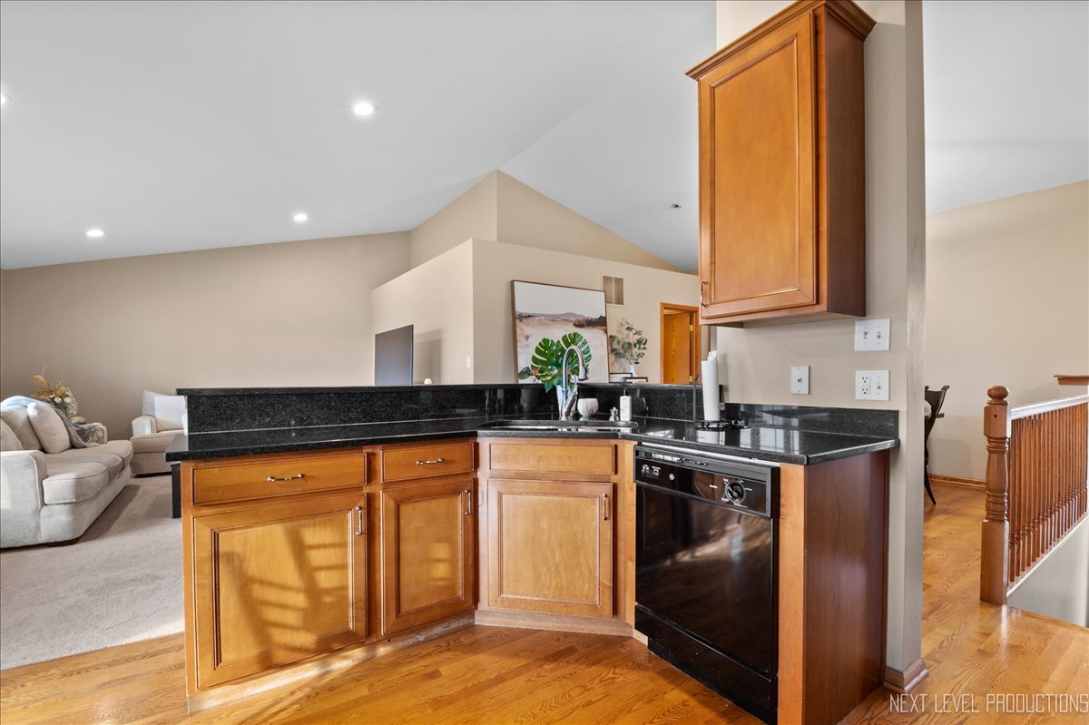 6860 Oak View Court