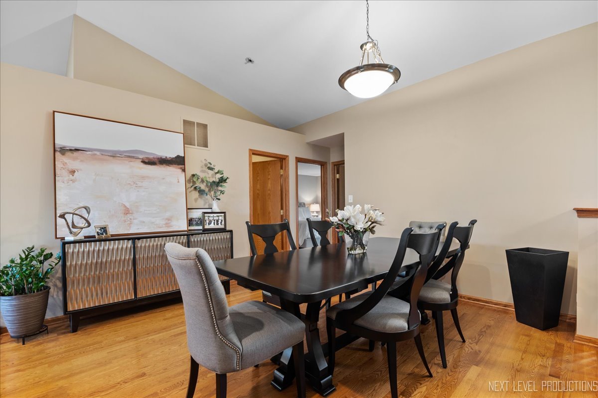 6860 Oak View Court