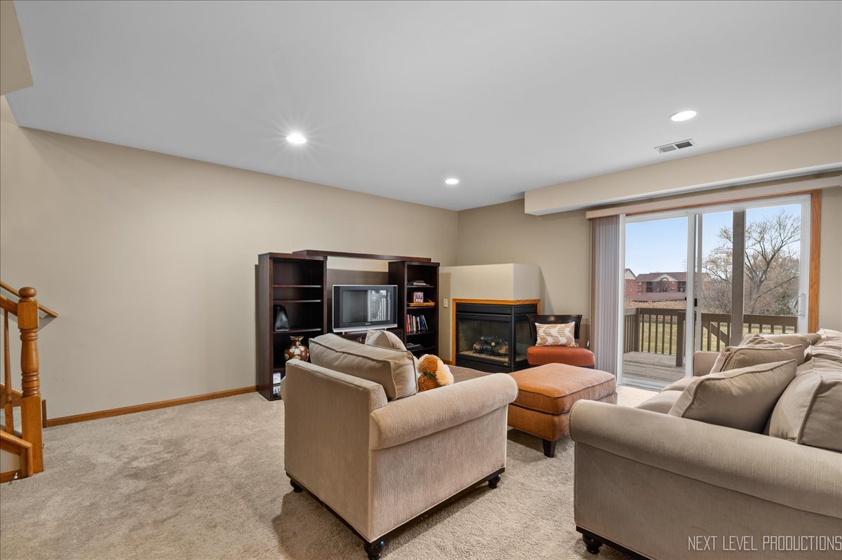 6860 Oak View Court