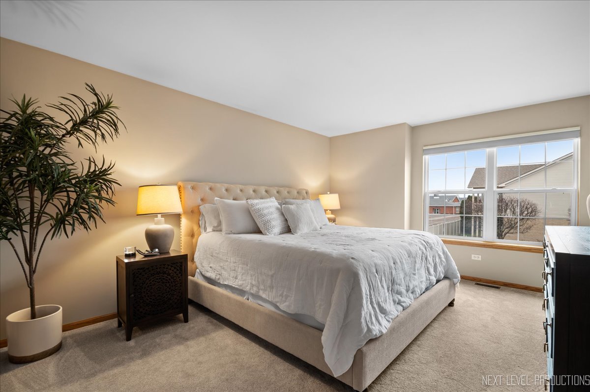 6860 Oak View Court