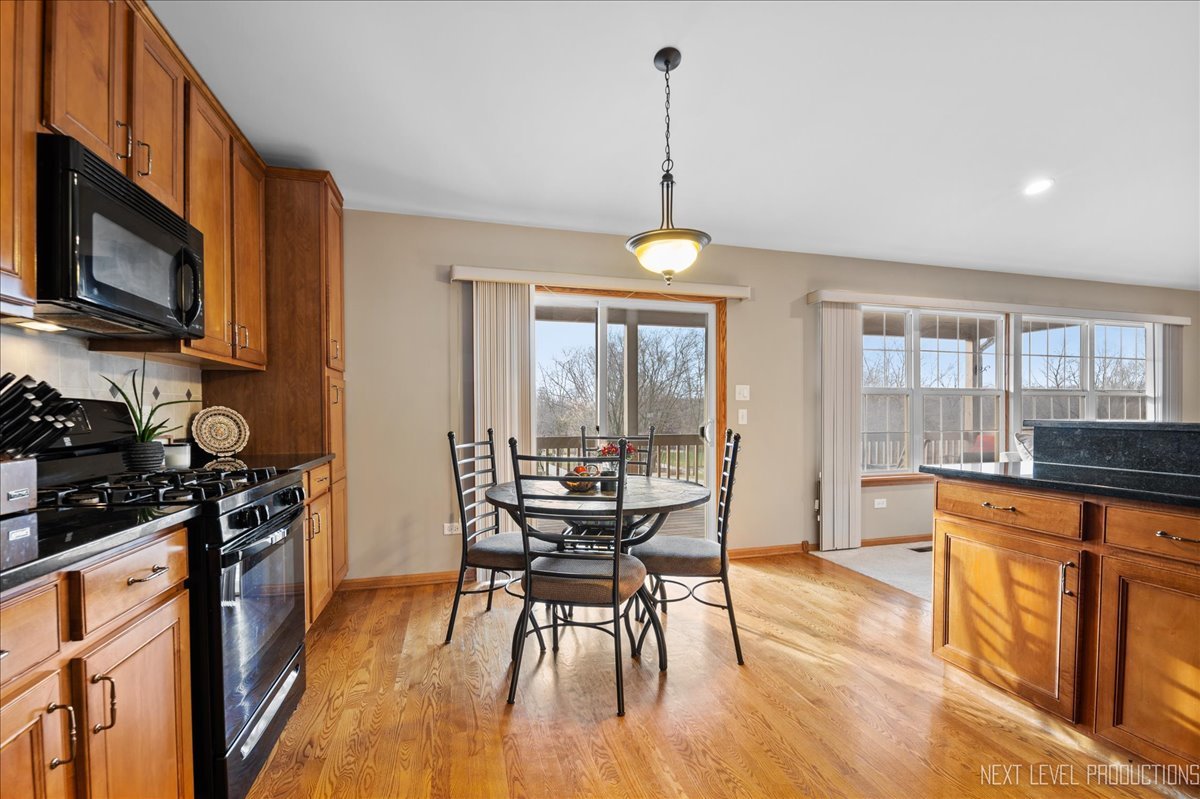 6860 Oak View Court