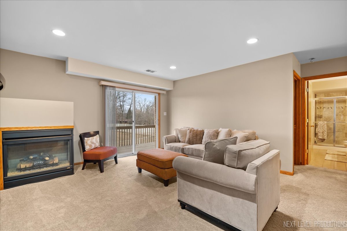 6860 Oak View Court