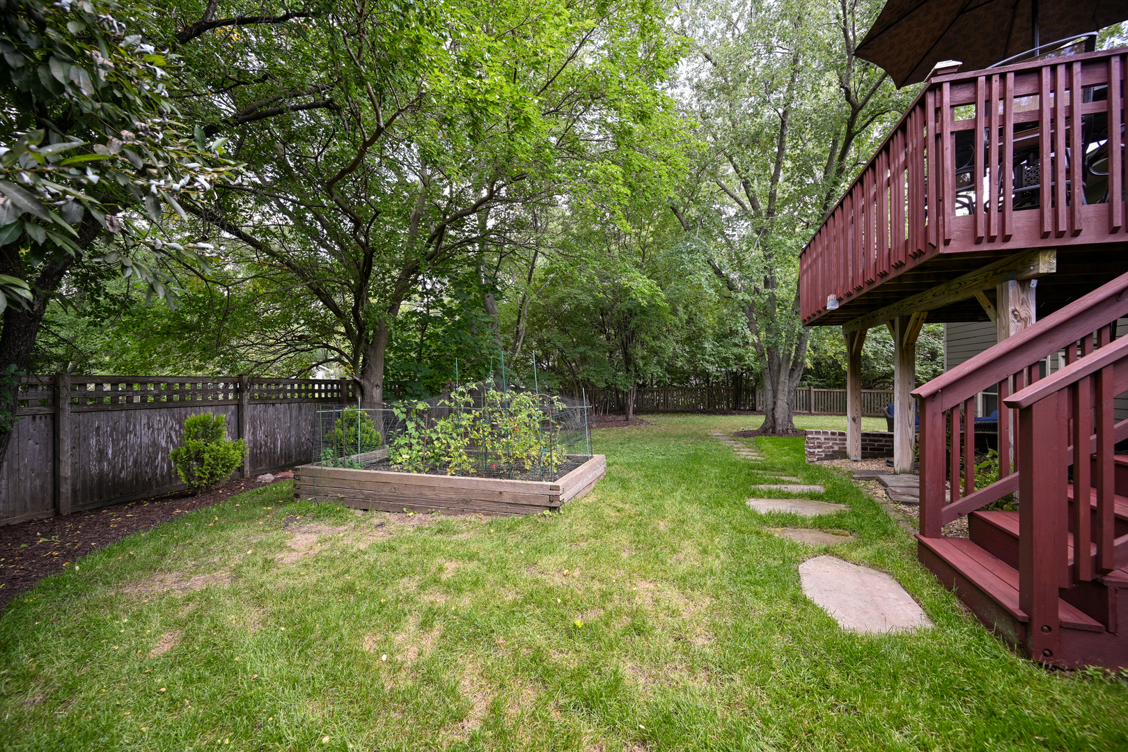 23W210 Foxcroft Drive