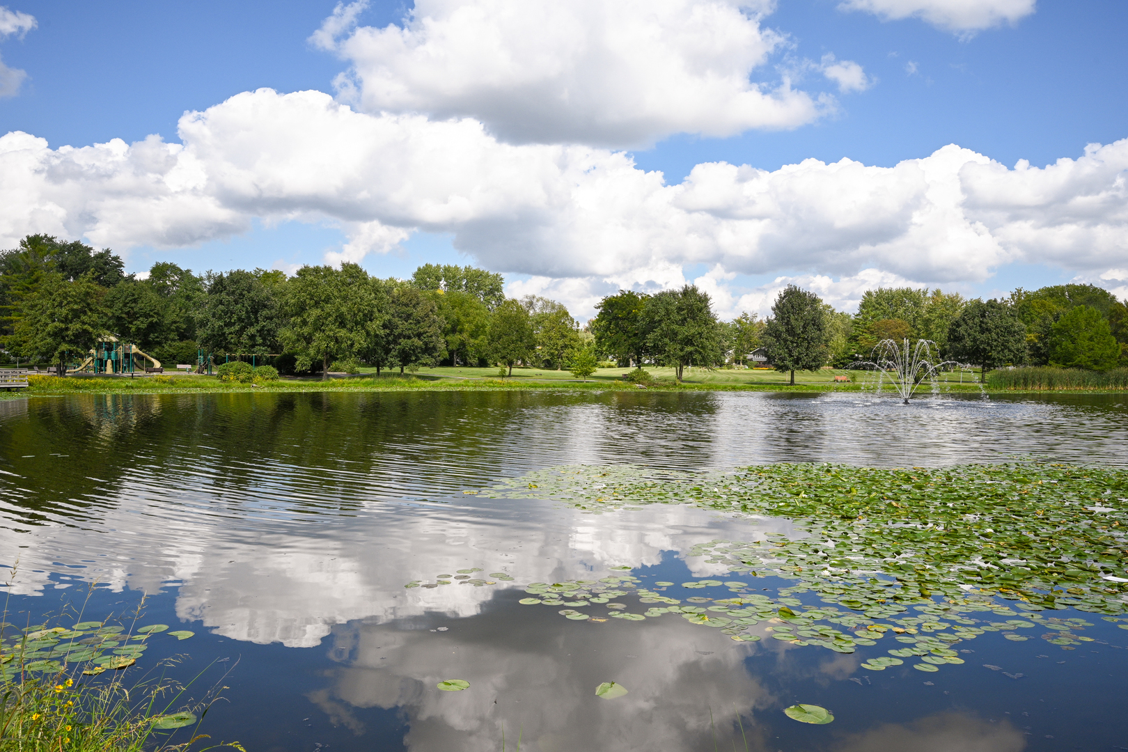 23W210 Foxcroft Drive